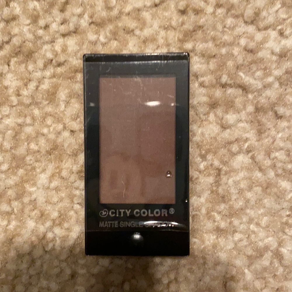 ❗️5.95 Shipping!❗️Cork Matte Eyeshadow